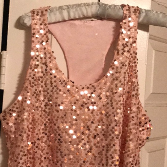 🌸2 for $15🌸 Sparkly Peachy Pink Sequined Top Sz L - Picture 2 of 11